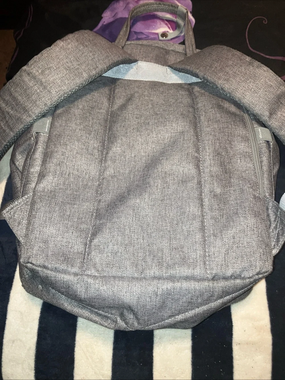 Rivalino canvas back pack nwot , 5 zip pockets , adult medium size,gray